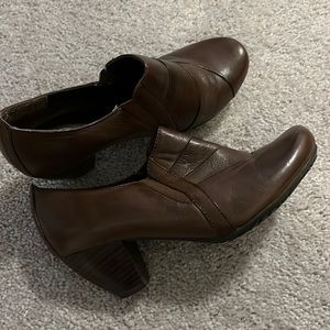 brown clogs